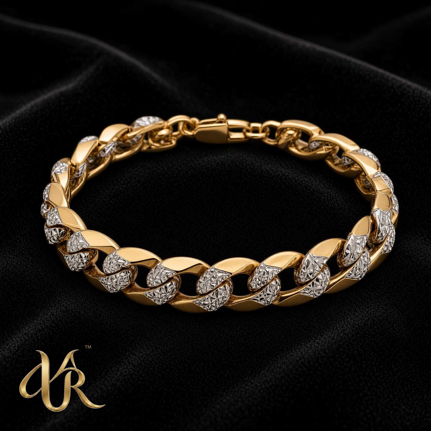 Two-Tone Bow Link Bracelet